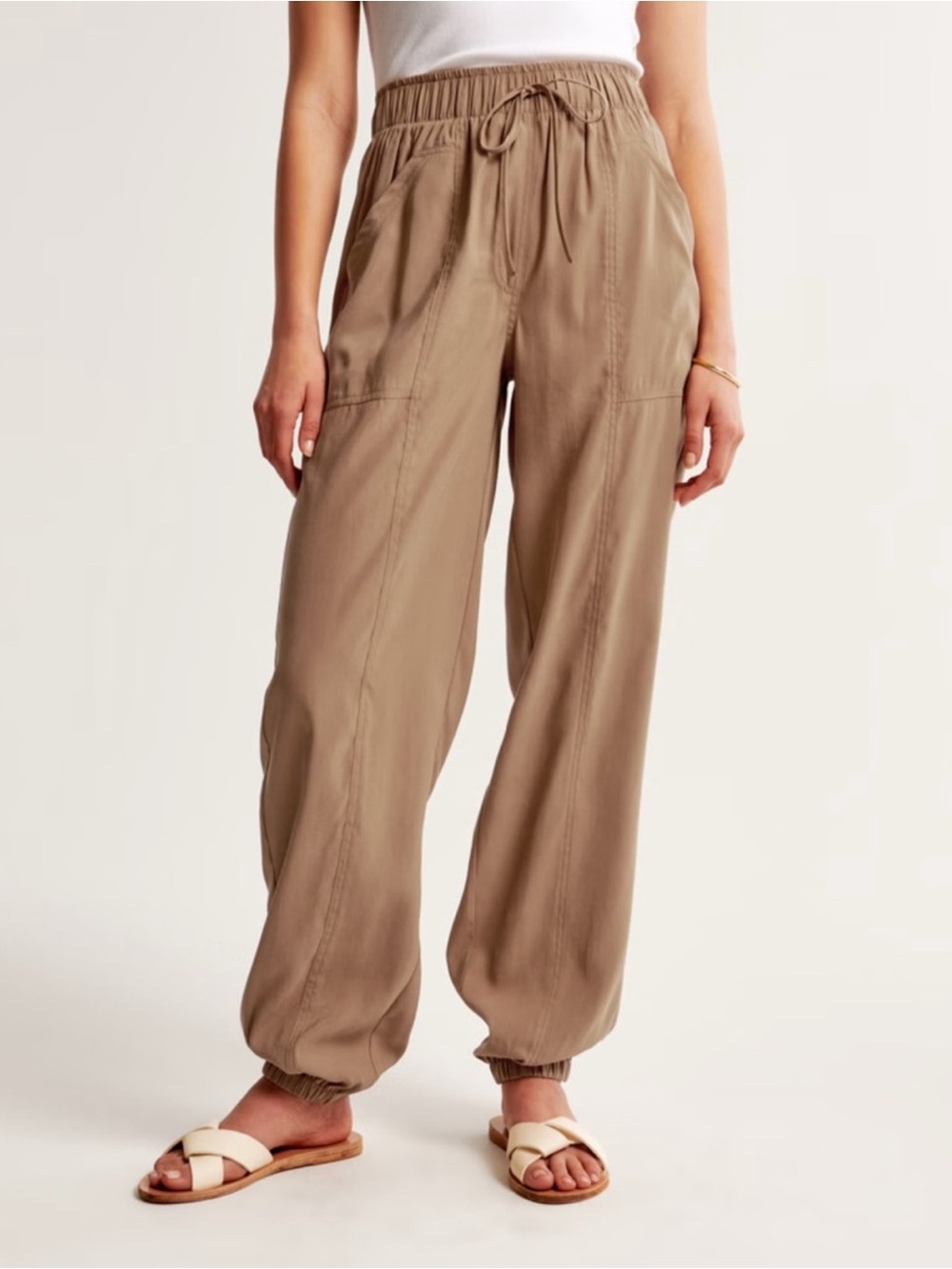 Abercrombie & Fitch Tan Drapey Utility Jogger Pants Size Large